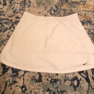 Girls white Nike skirt with shorts